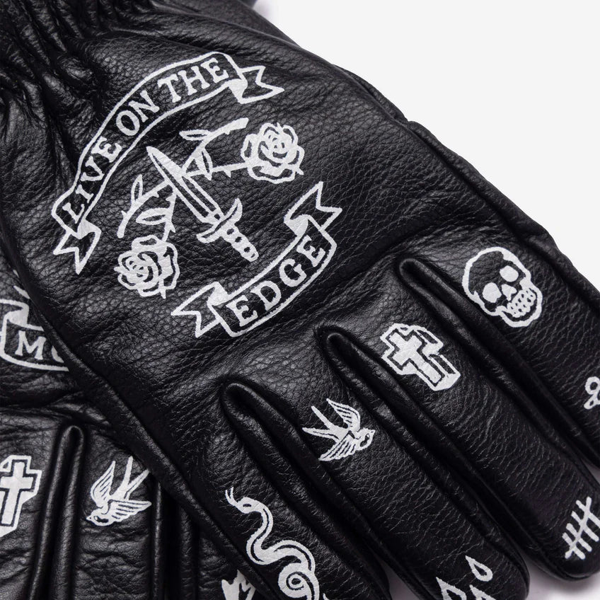 
                  
                    MACLEOD MOTOR - MEMENTO MORI GLOVES
                  
                